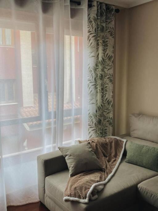 Apartamento Hogar Del Nomada Gibaja Eksteriør billede